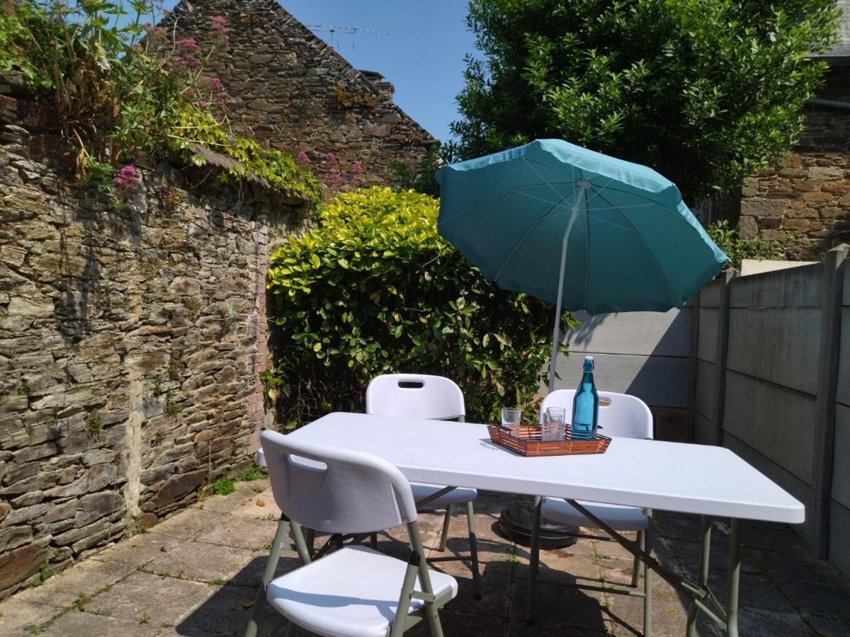 La Porte Bleue Cancale Exterior photo